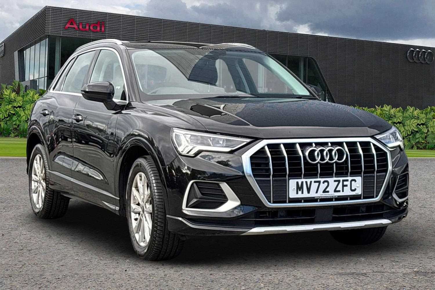 Main listing image - Audi Q3