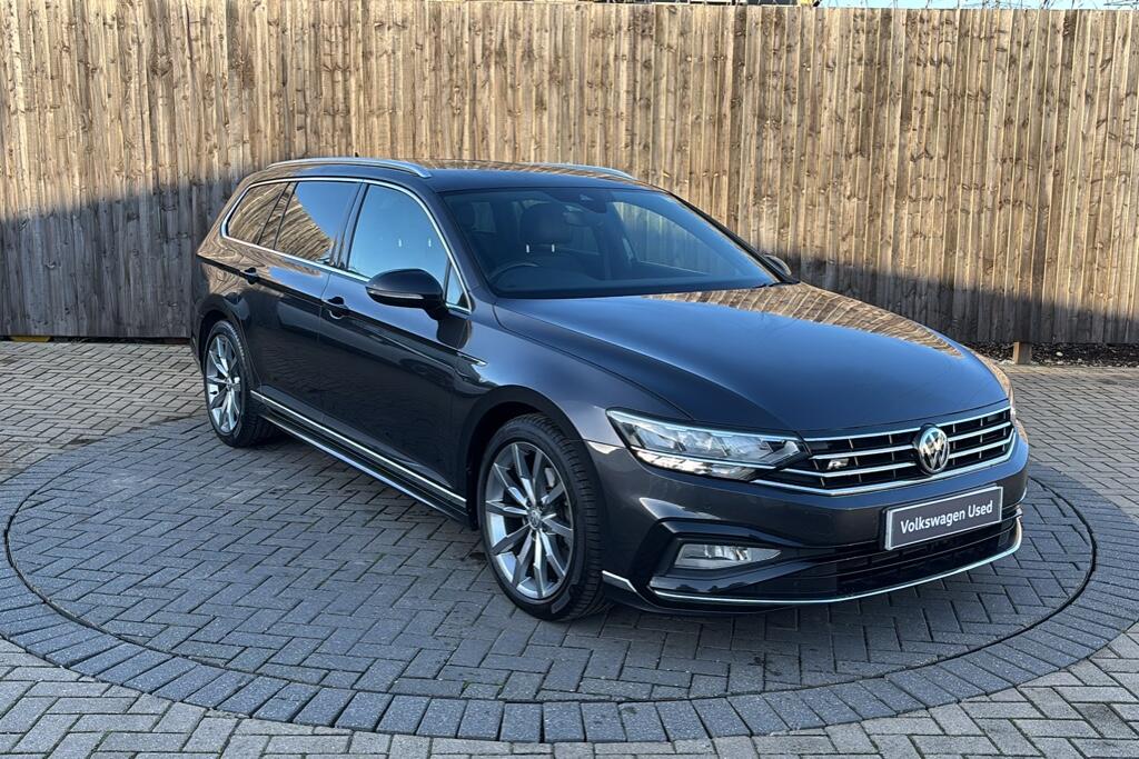 Main listing image - Volkswagen Passat Estate