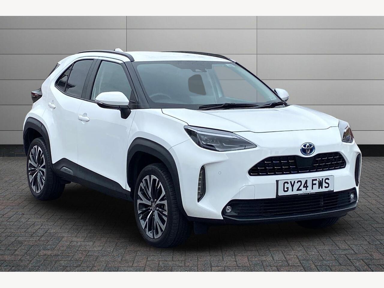 Main listing image - Toyota Yaris Cross