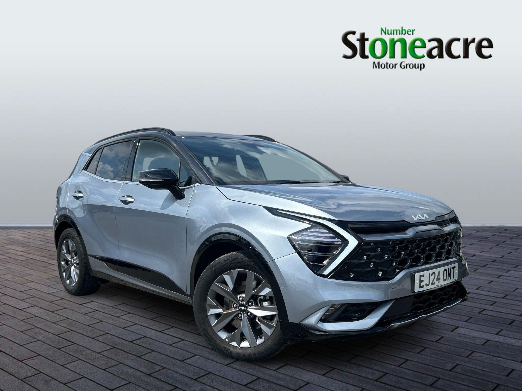 Main listing image - Kia Sportage