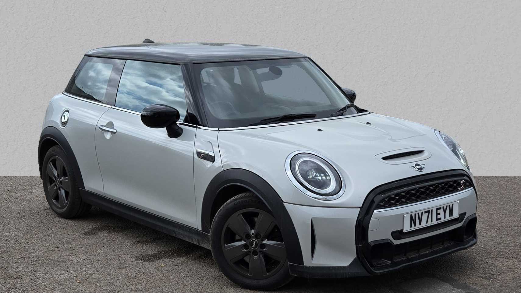 Main listing image - MINI Hatchback