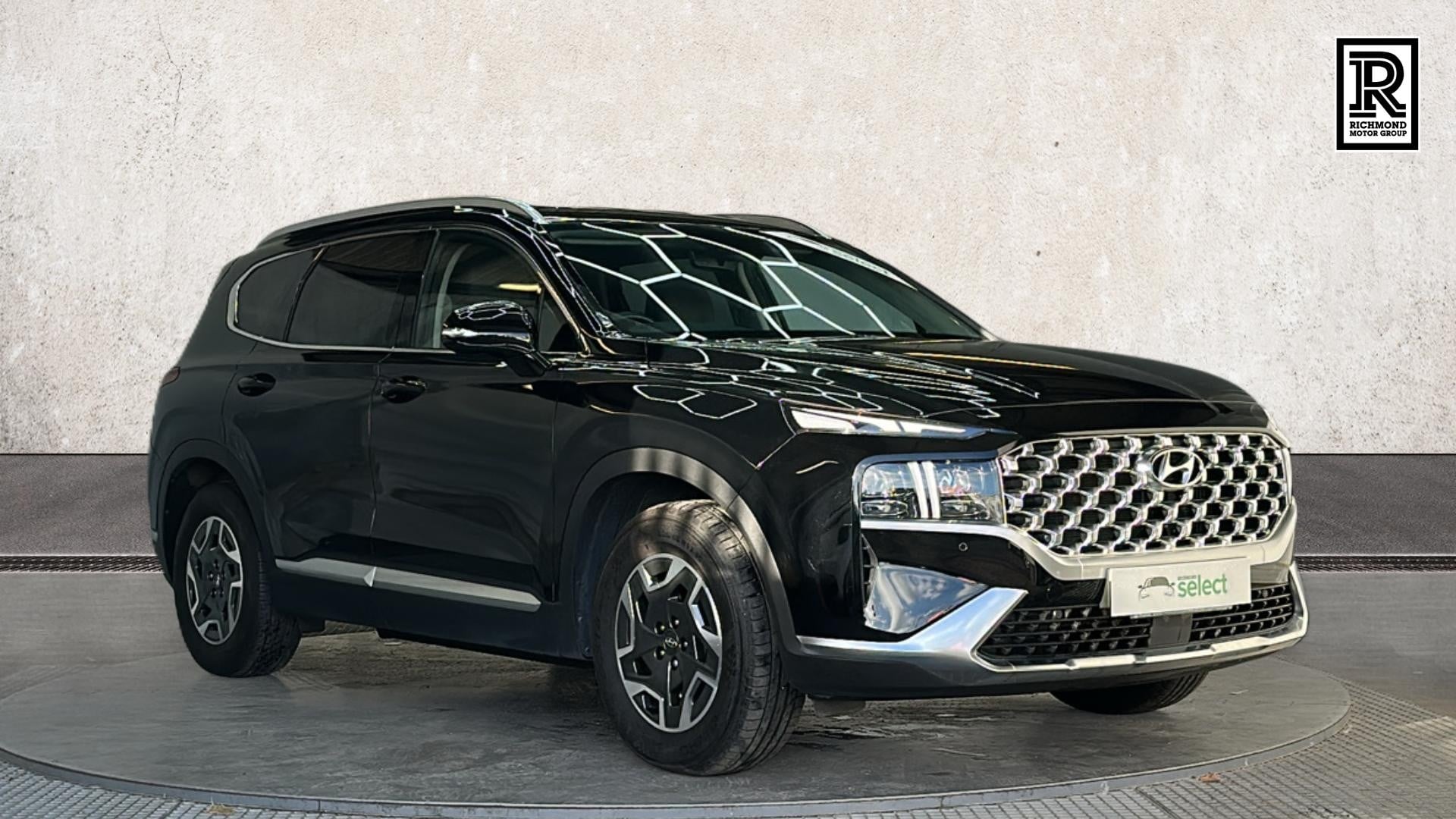 Main listing image - Hyundai Santa Fe