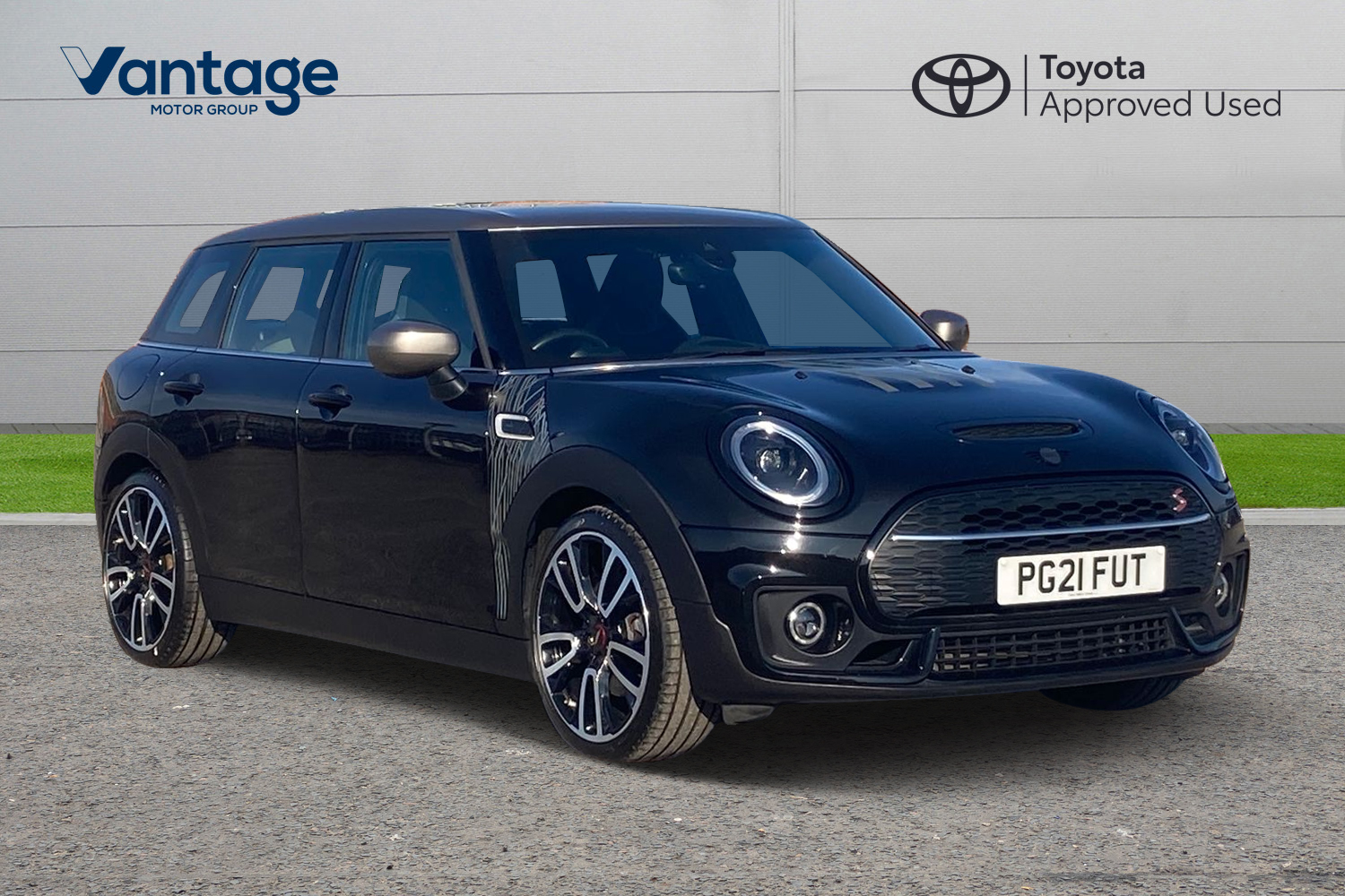 Main listing image - MINI Clubman