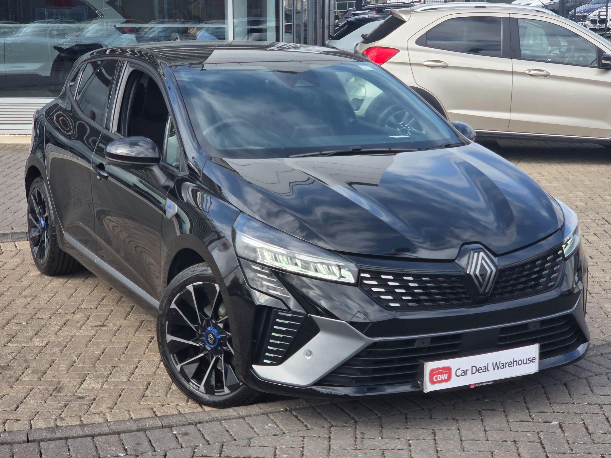 Main listing image - Renault Clio