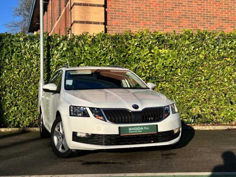 Main listing image - Skoda Octavia Estate