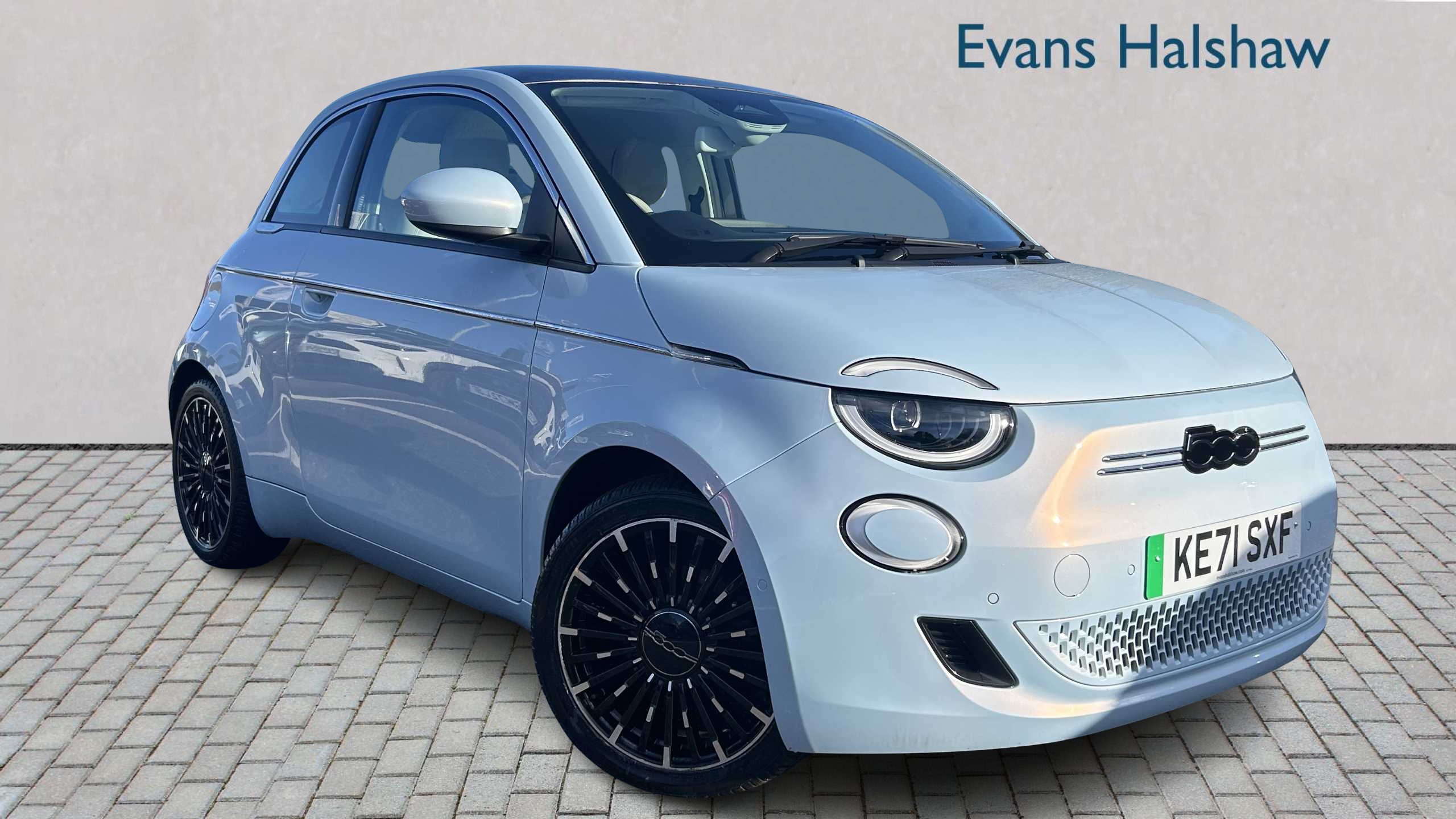 Main listing image - Fiat 500 Electric