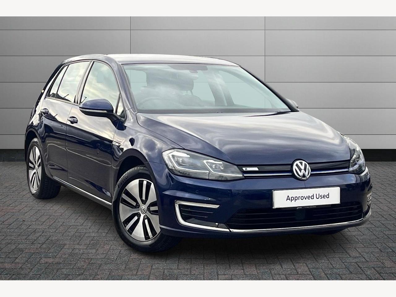 Main listing image - Volkswagen e-Golf