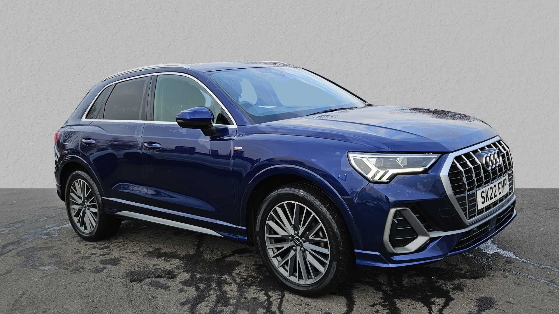 Main listing image - Audi Q3