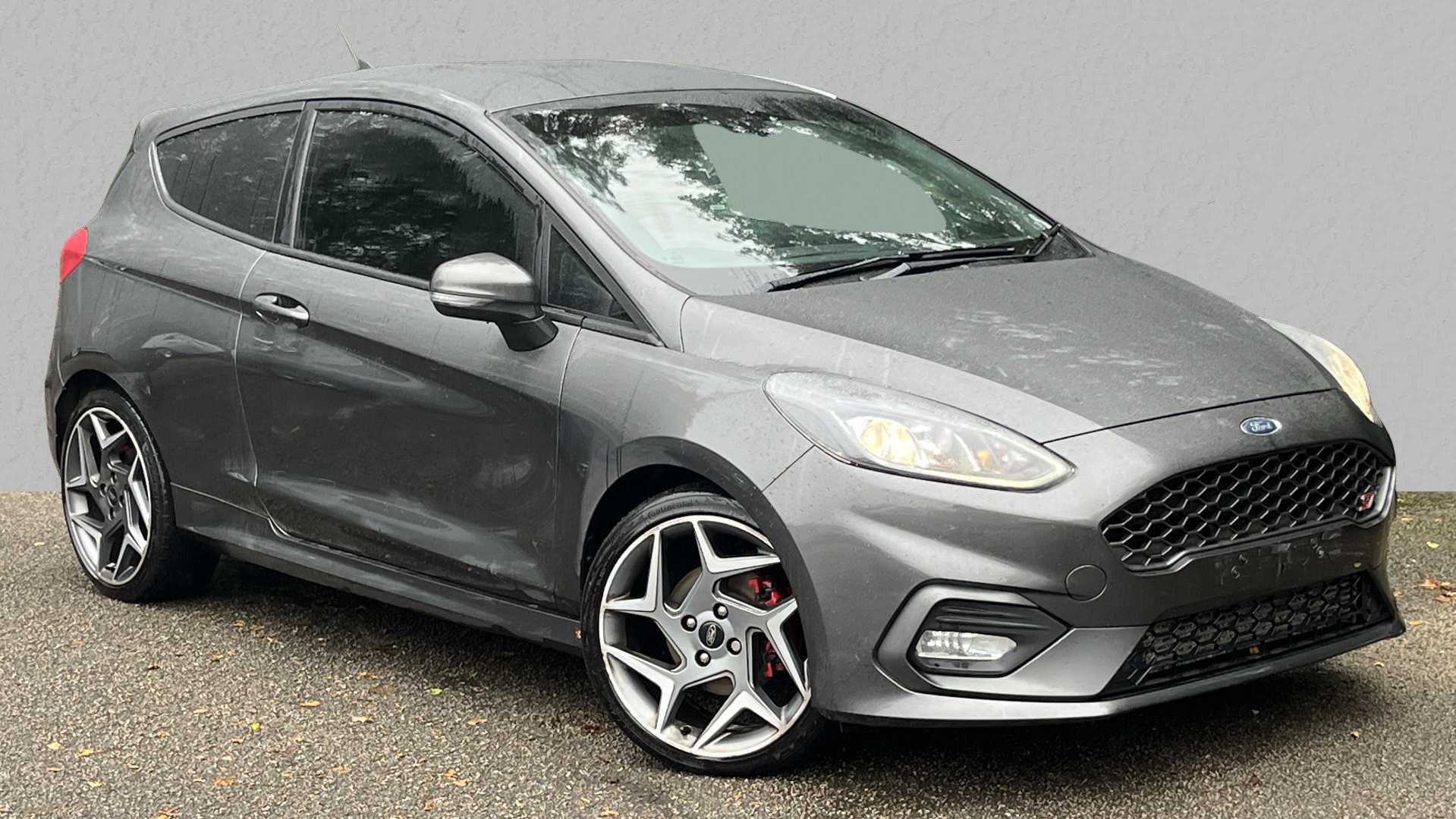 Main listing image - Ford Fiesta ST