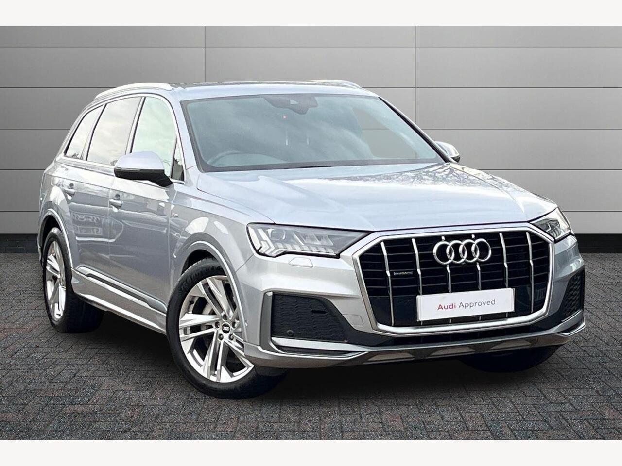 Main listing image - Audi Q7