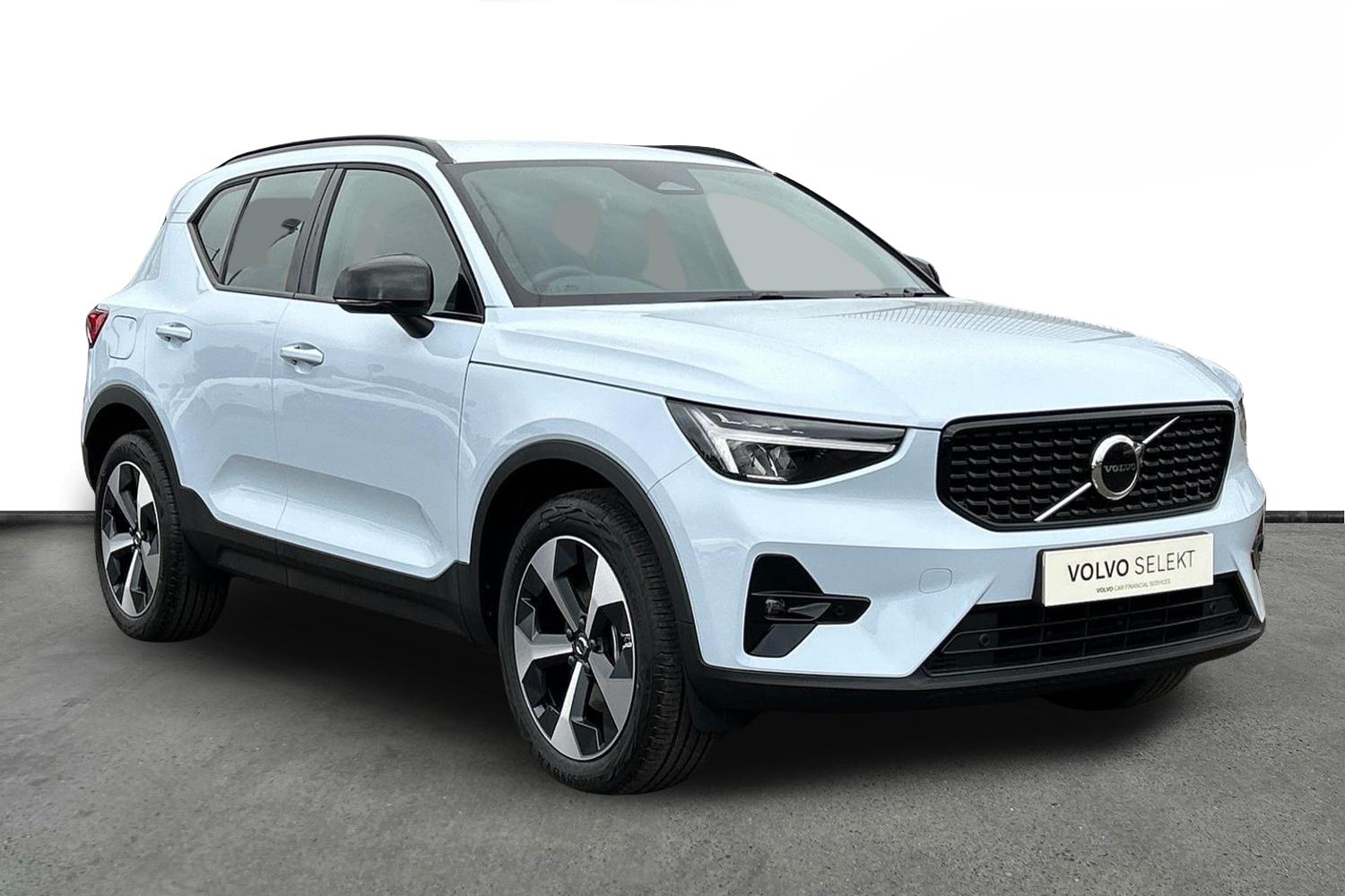 Main listing image - Volvo XC40