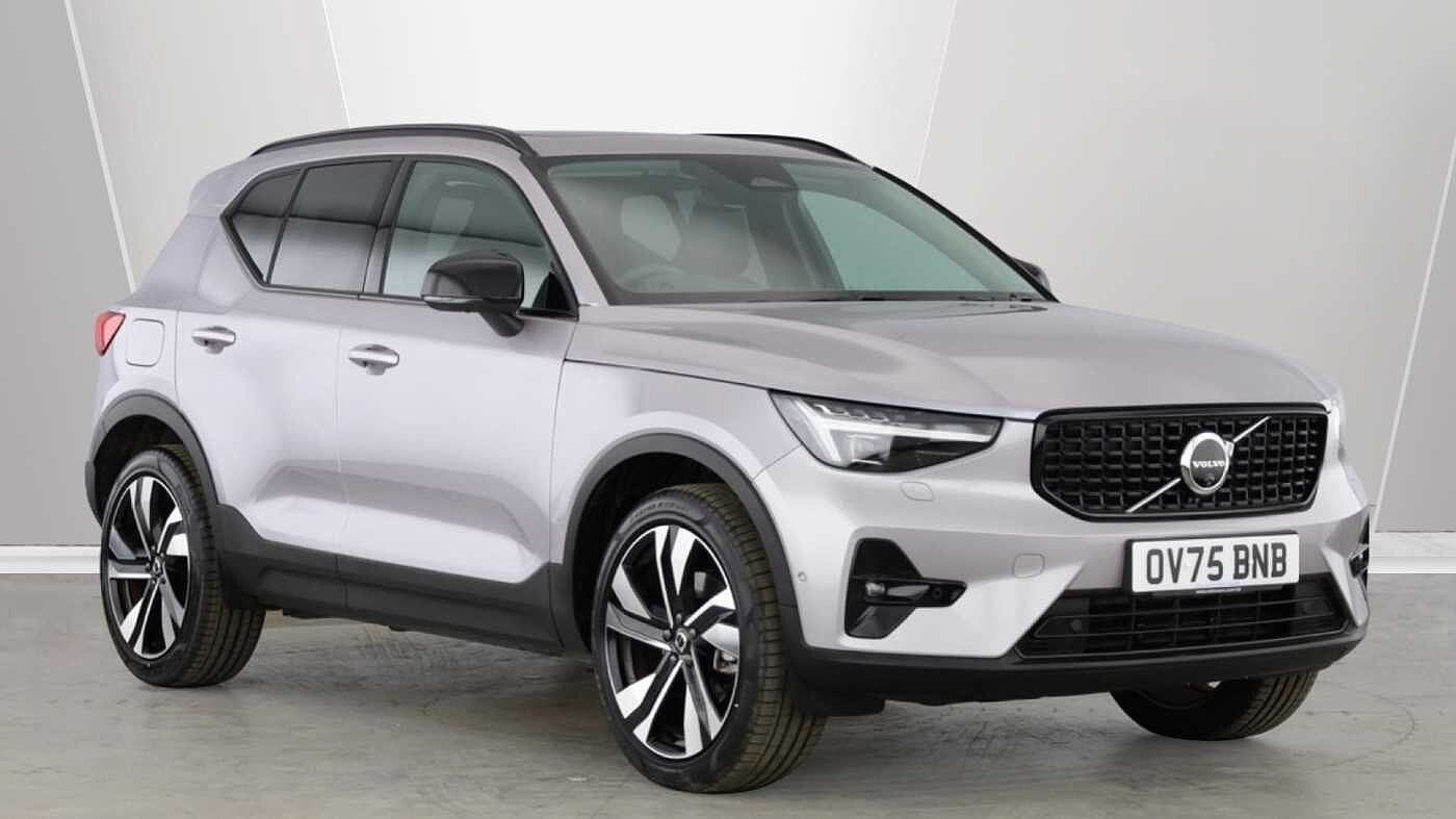 Main listing image - Volvo XC40