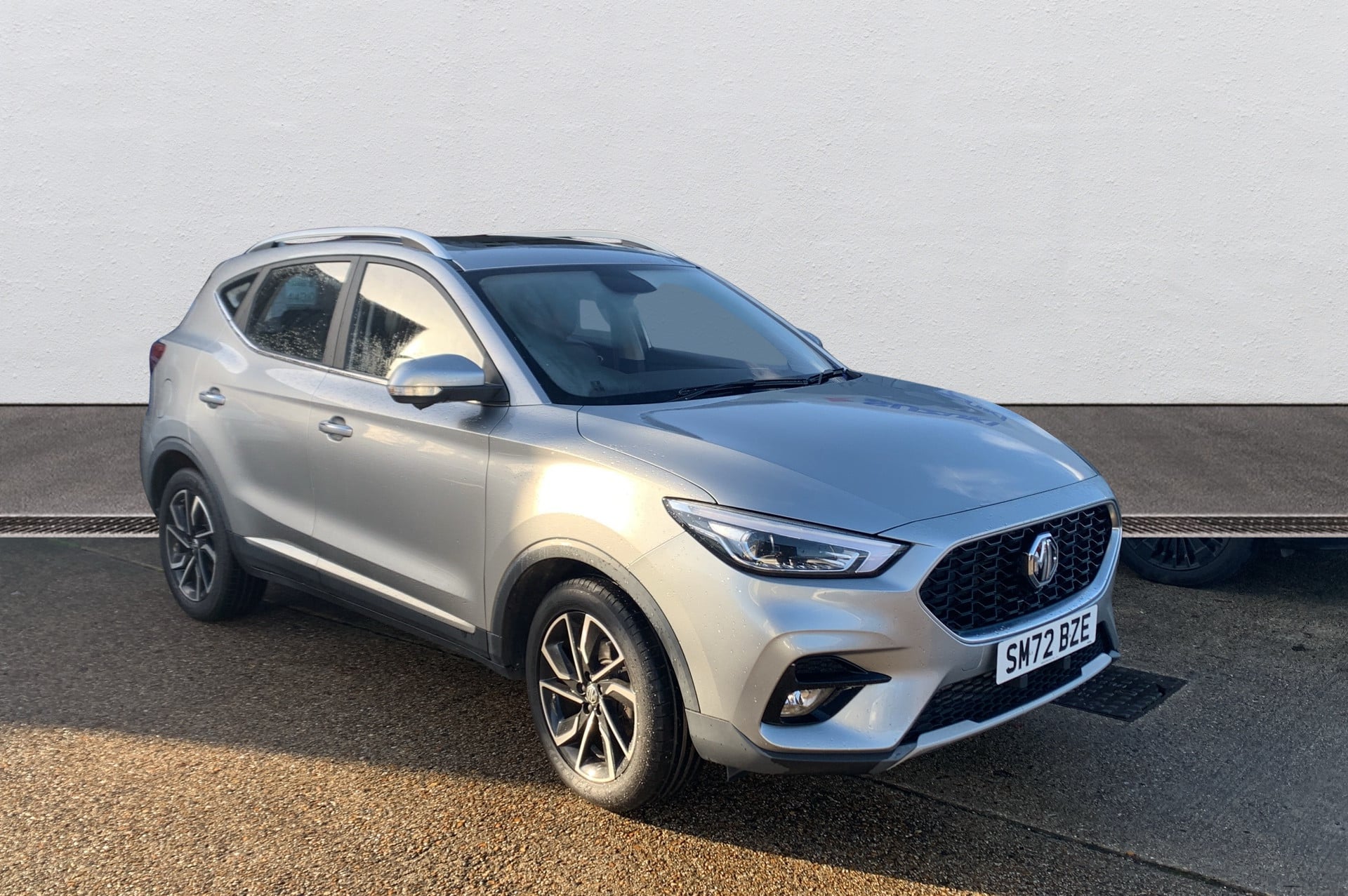 Main listing image - MG ZS
