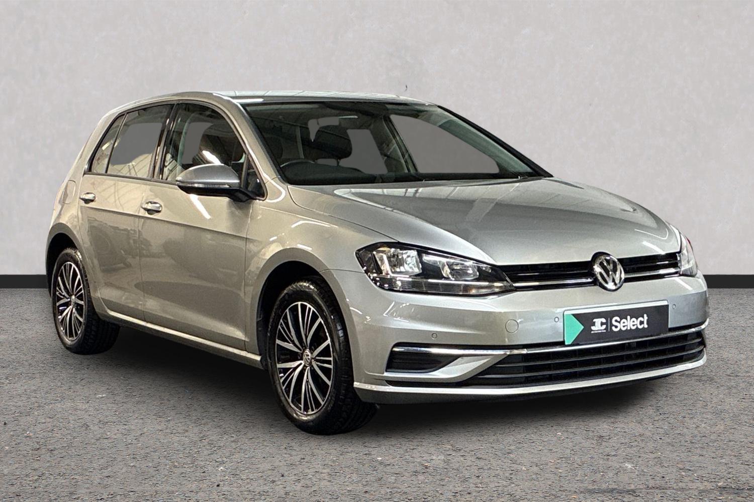 Main listing image - Volkswagen Golf