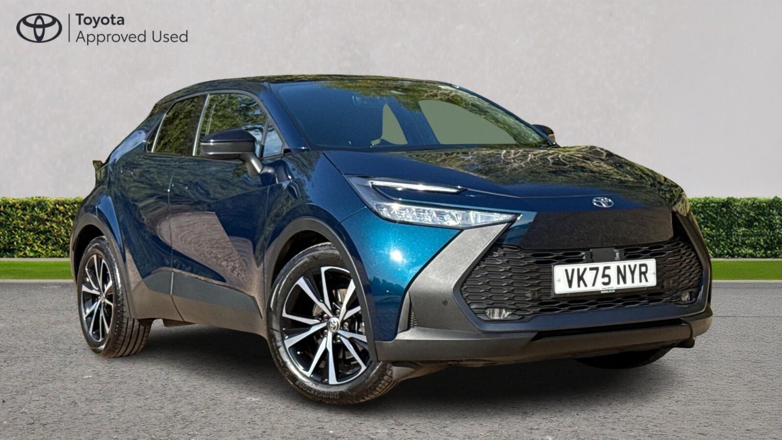 Main listing image - Toyota C-HR