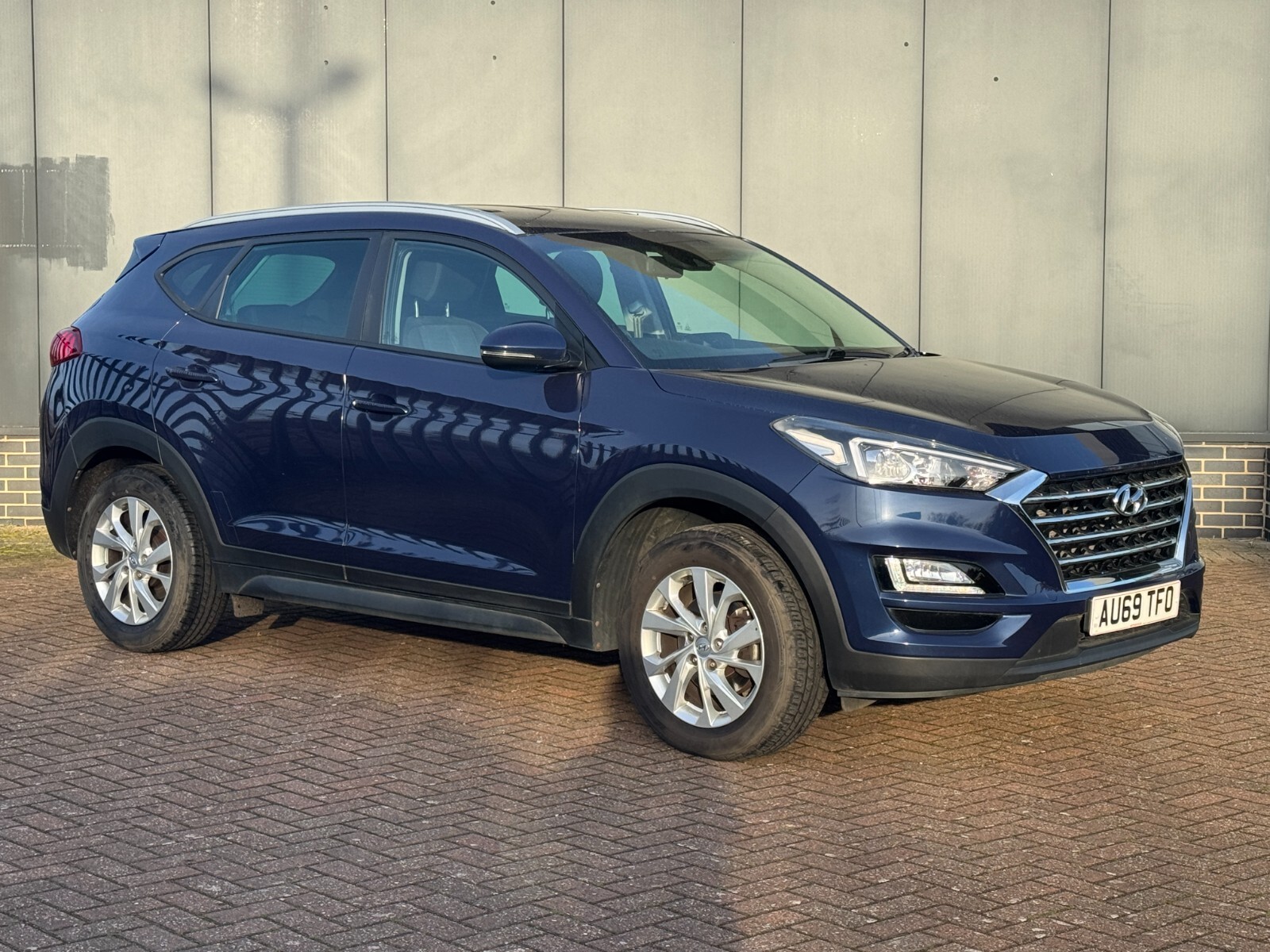 Main listing image - Hyundai Tucson