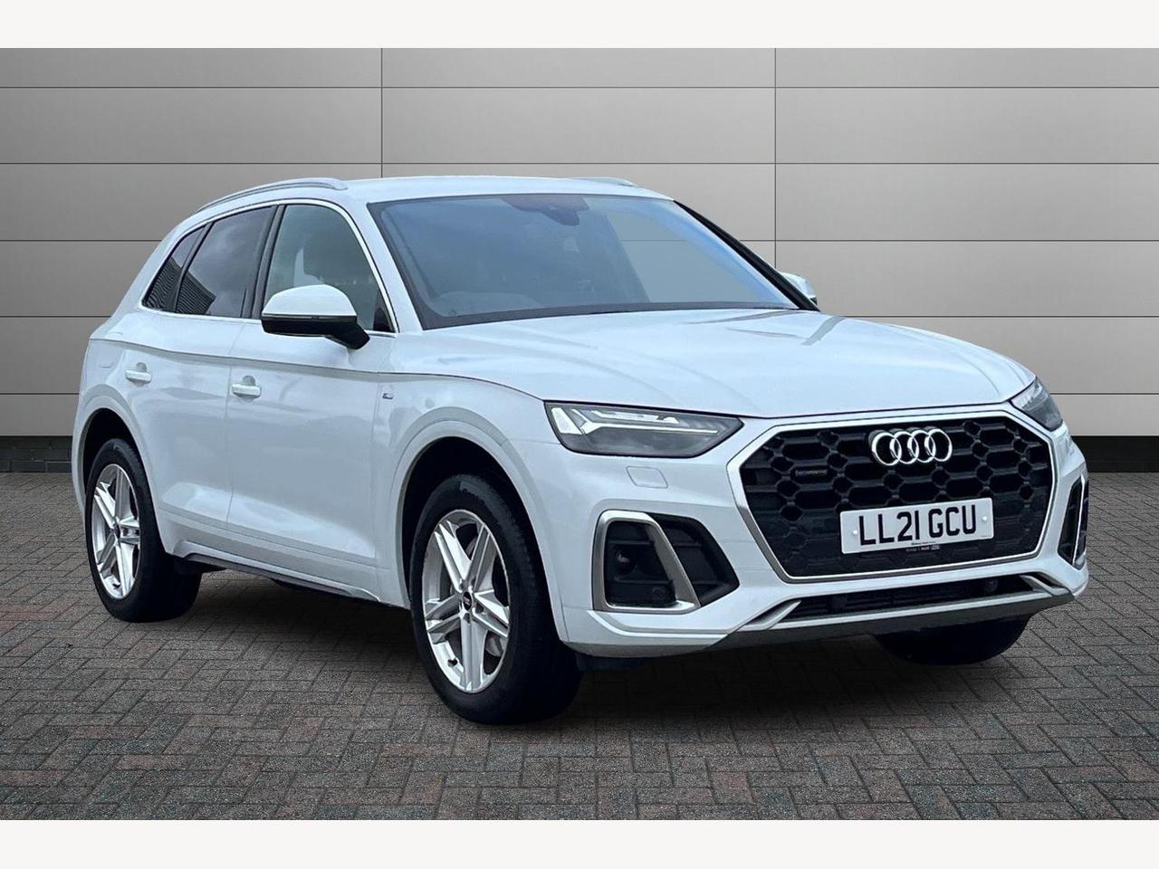 Main listing image - Audi Q5