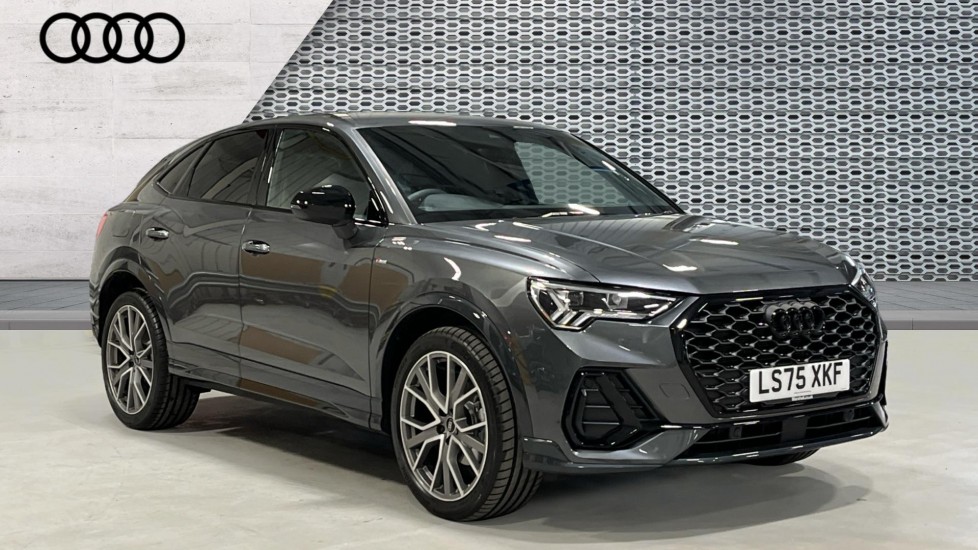Main listing image - Audi Q3