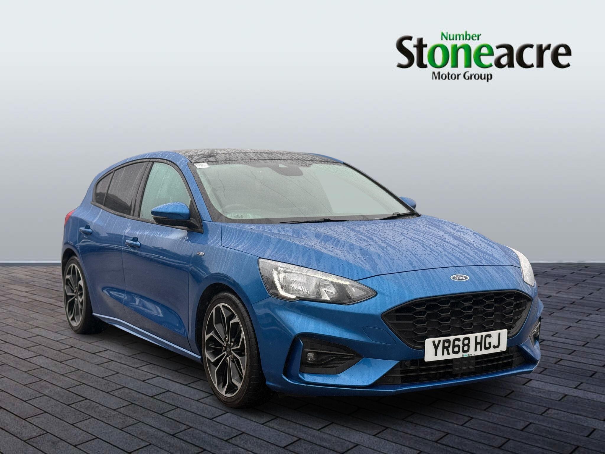 Main listing image - Ford Focus