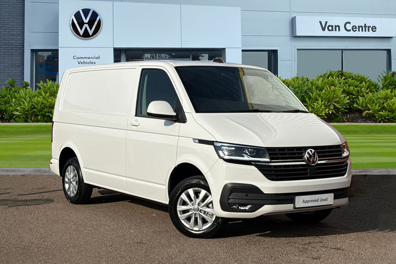 Main listing image - Volkswagen Transporter