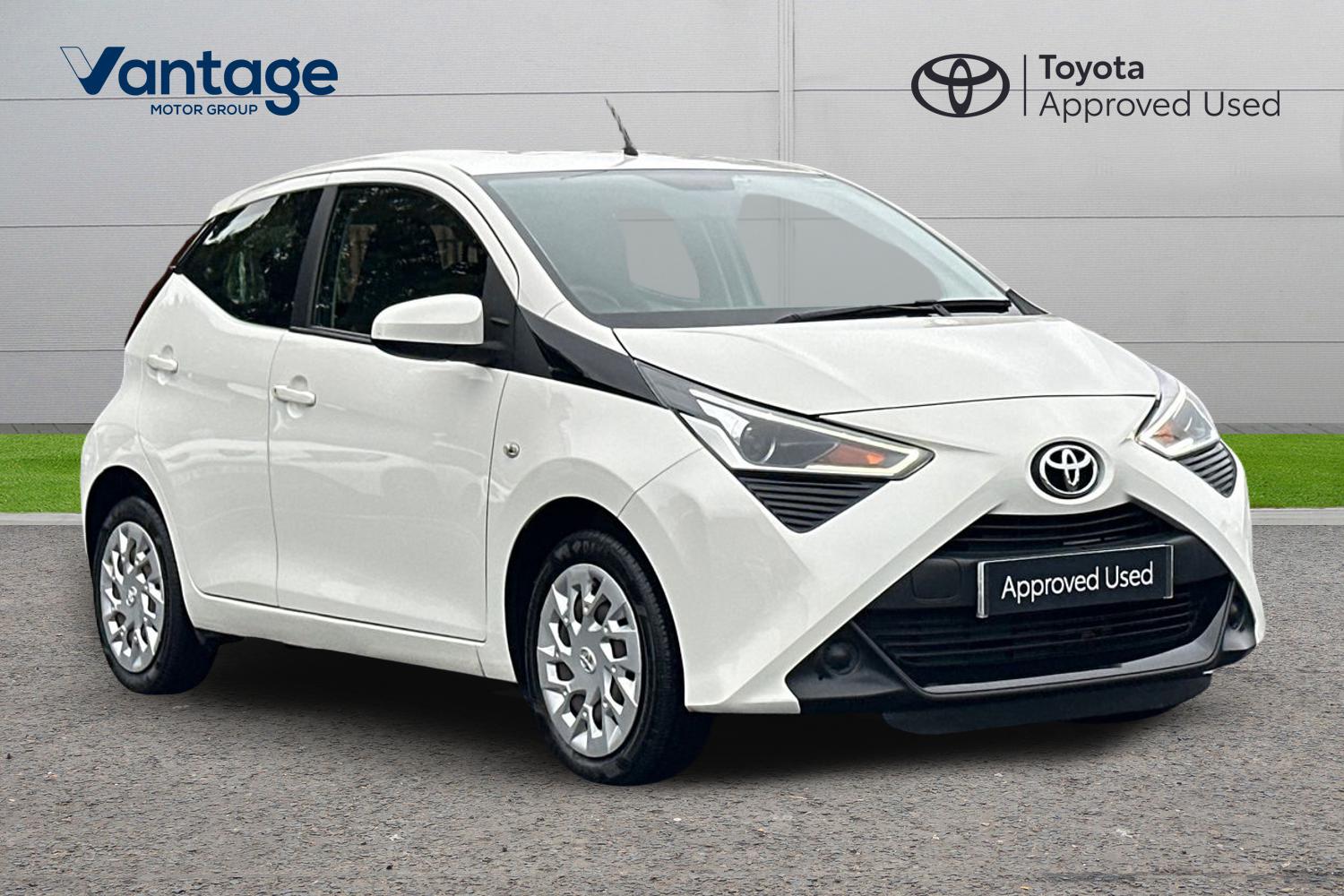 Main listing image - Toyota Aygo