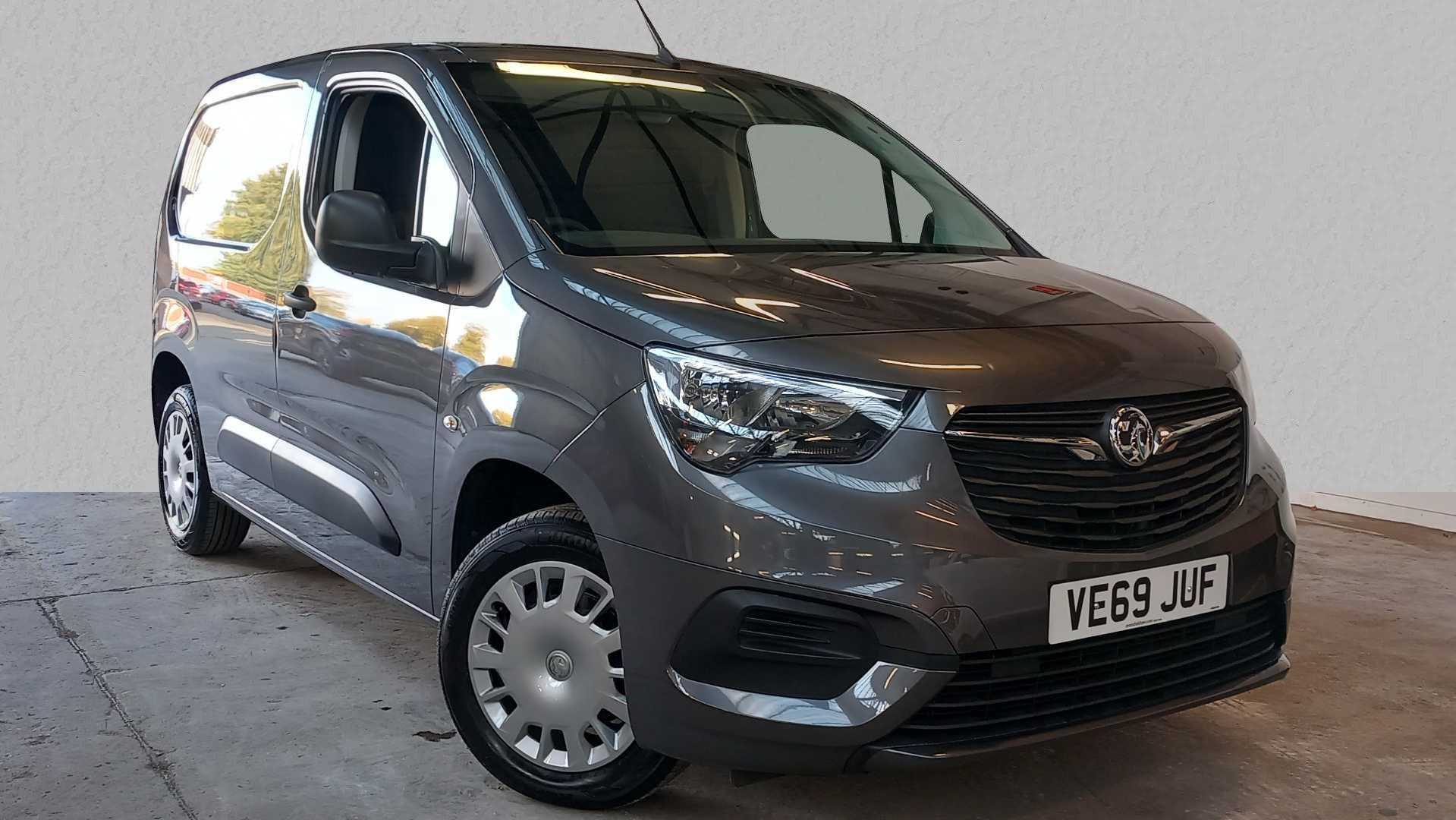 Main listing image - Vauxhall Combo Cargo