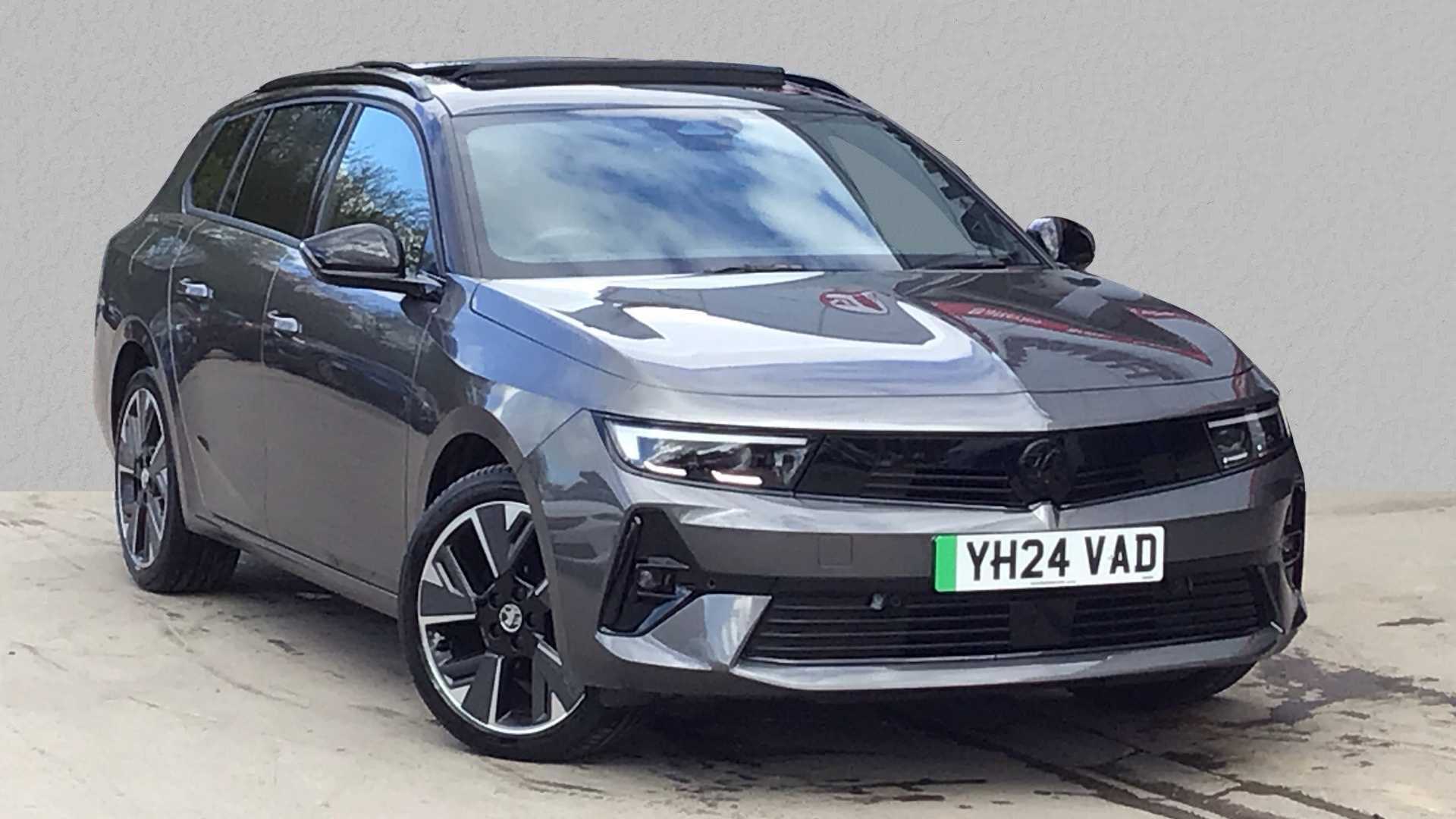 Main listing image - Vauxhall Astra Sports Tourer