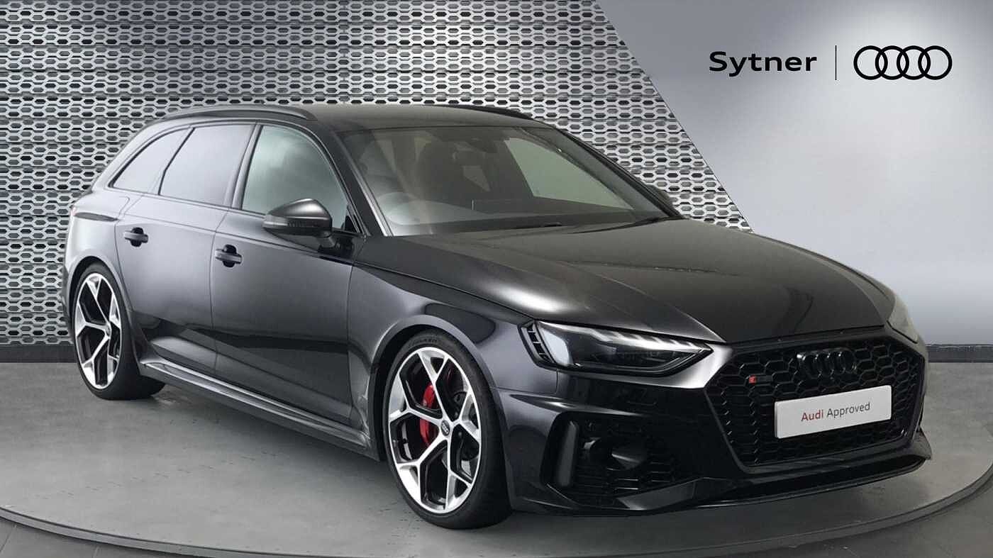 Main listing image - Audi RS4