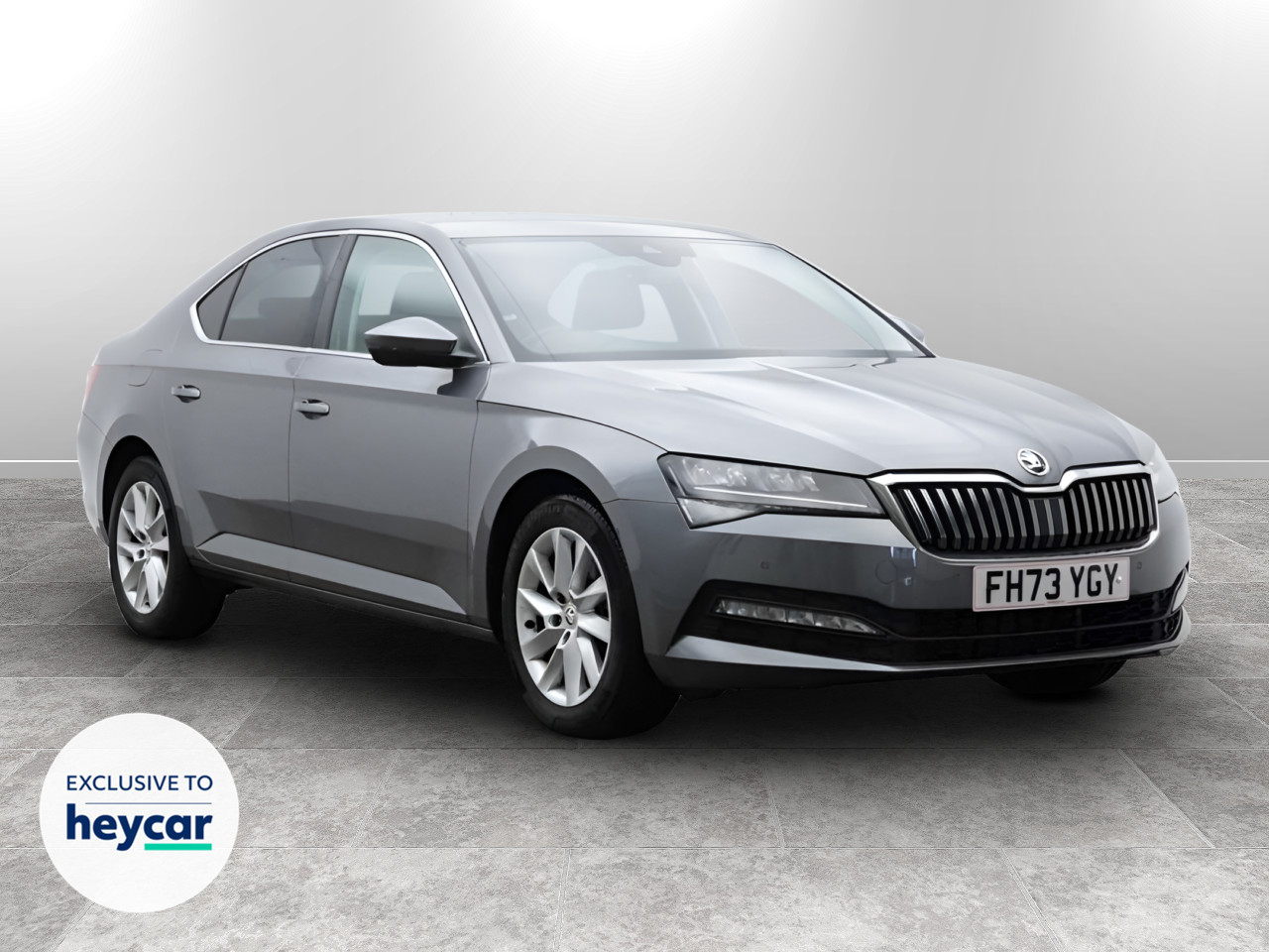 Main listing image - Skoda Superb