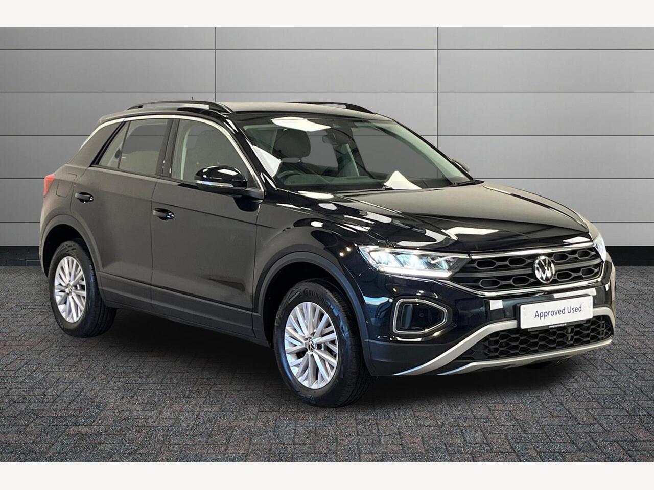 Main listing image - Volkswagen T-Roc