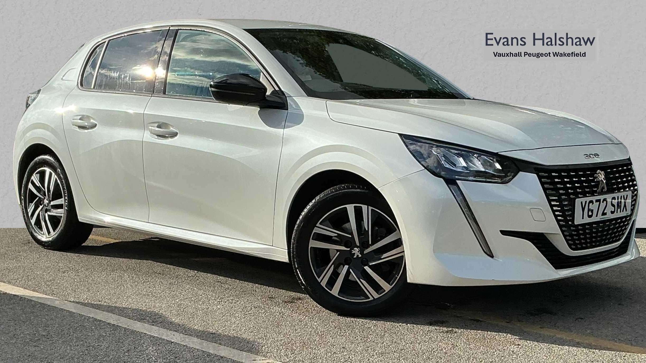 Main listing image - Peugeot 208
