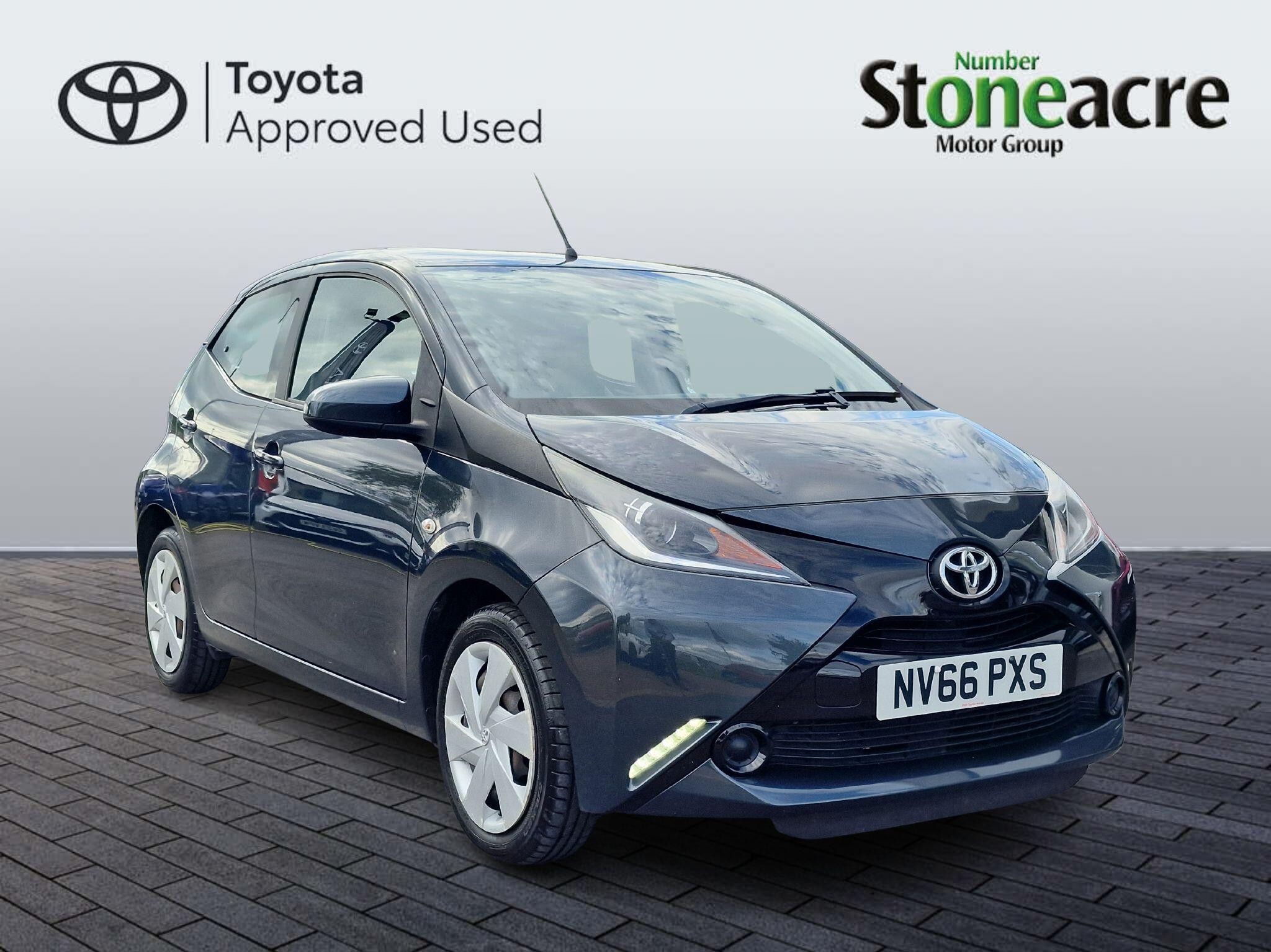 Main listing image - Toyota Aygo