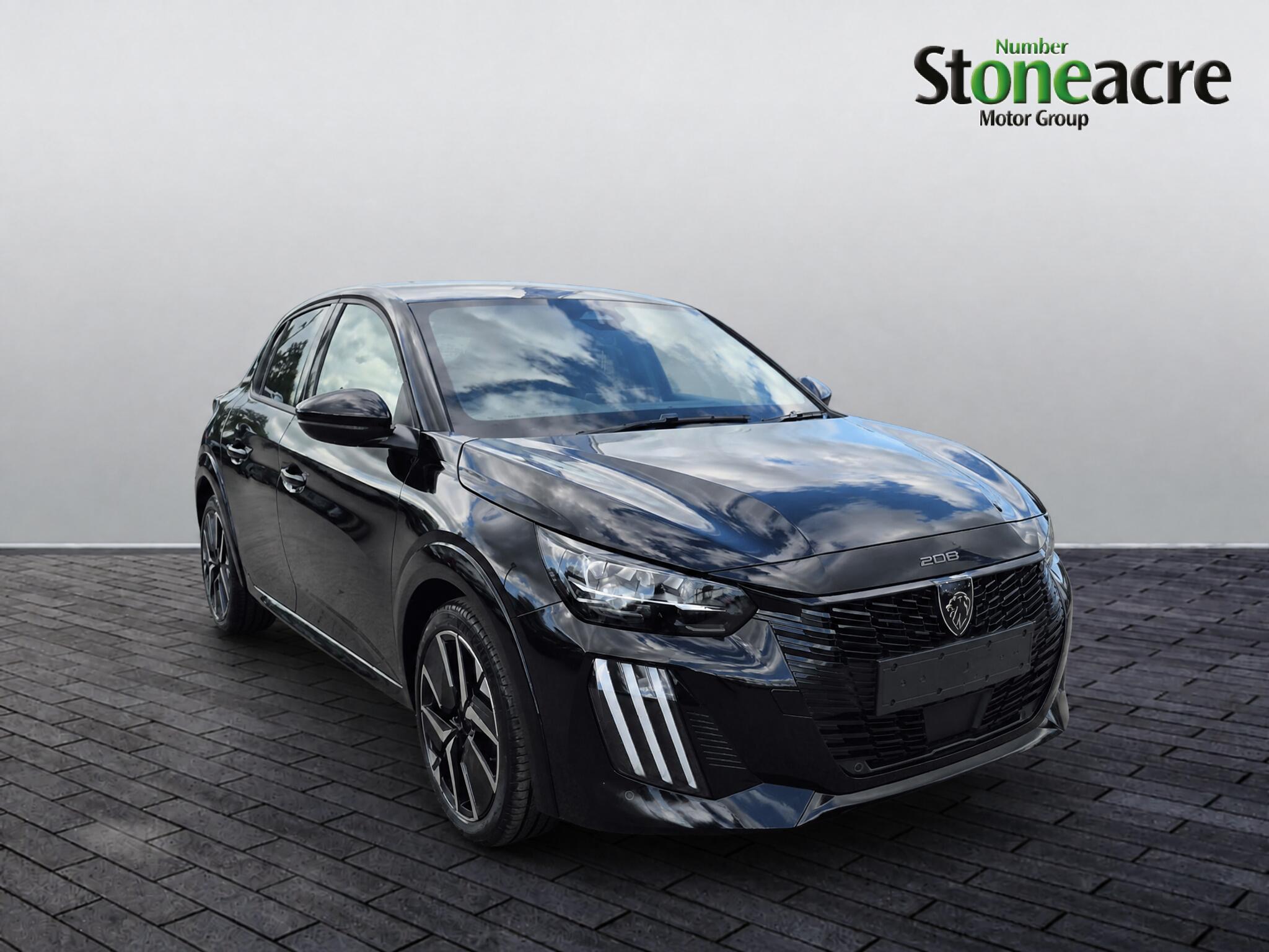 Main listing image - Peugeot 208