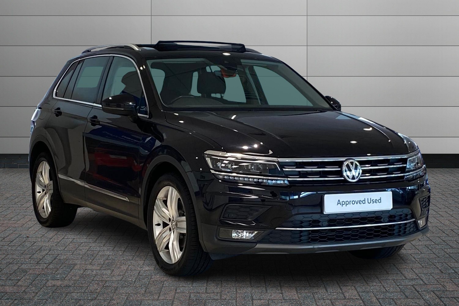 Main listing image - Volkswagen Tiguan