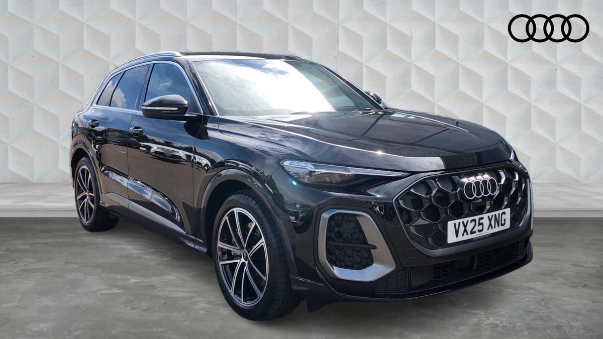Main listing image - Audi Q5