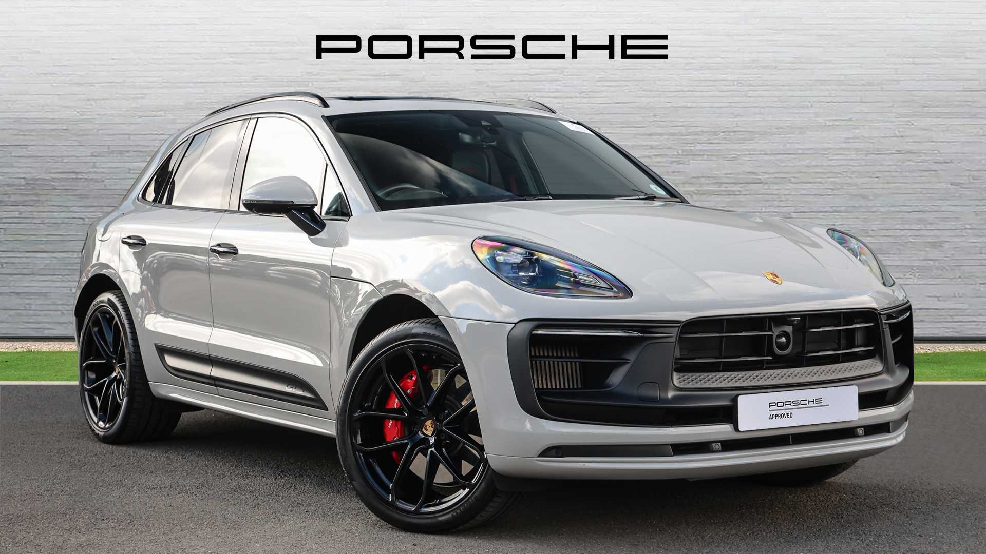 Main listing image - Porsche Macan