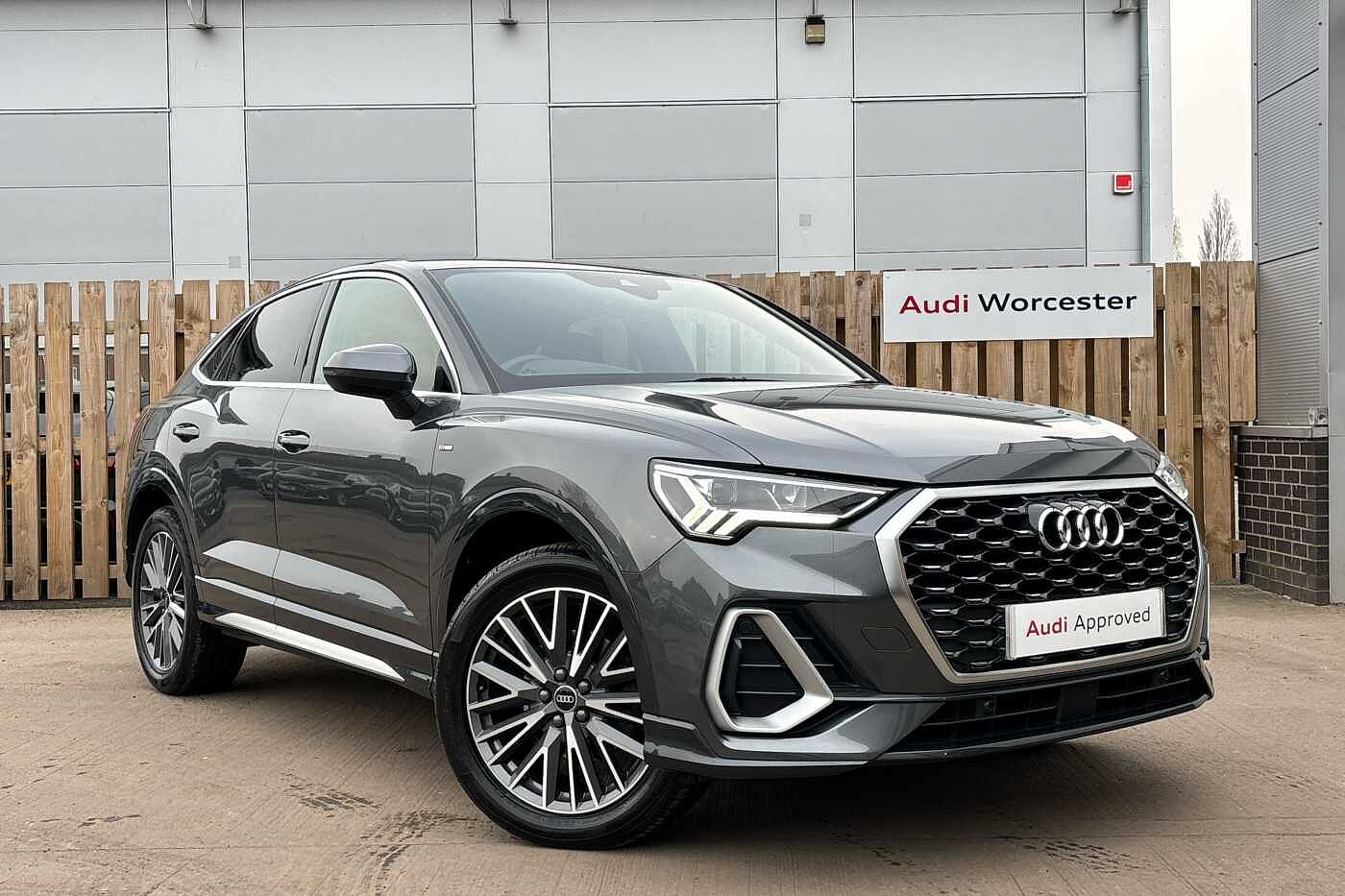 Main listing image - Audi Q3