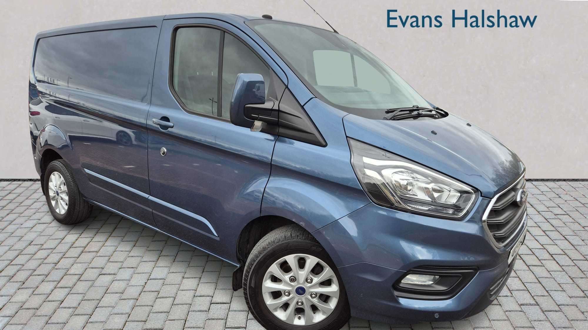 Main listing image - Ford Transit Custom