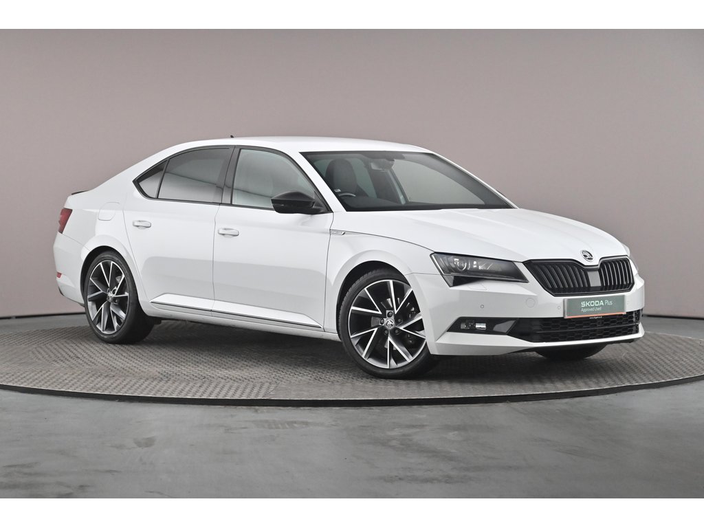 Main listing image - Skoda Superb
