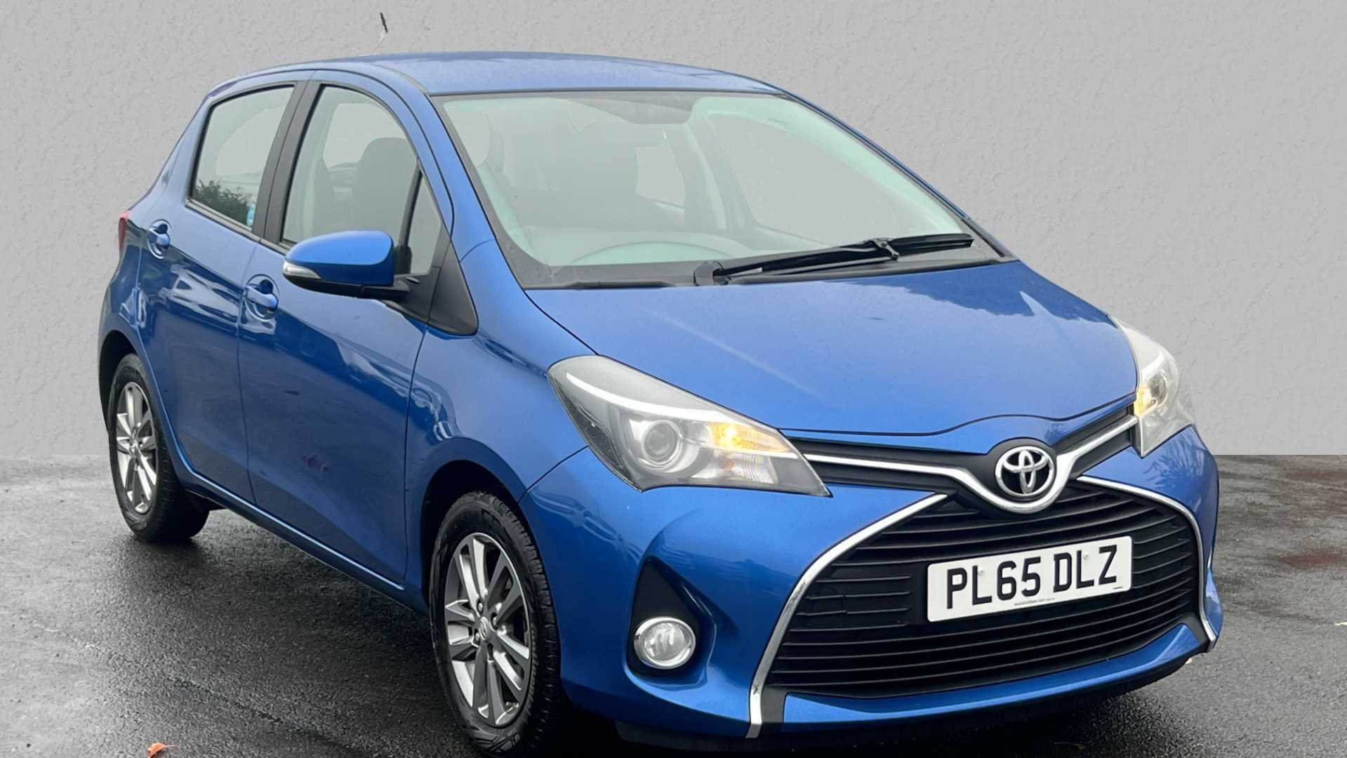 Main listing image - Toyota Yaris