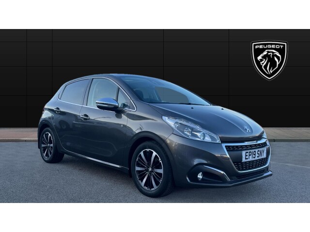 Main listing image - Peugeot 208