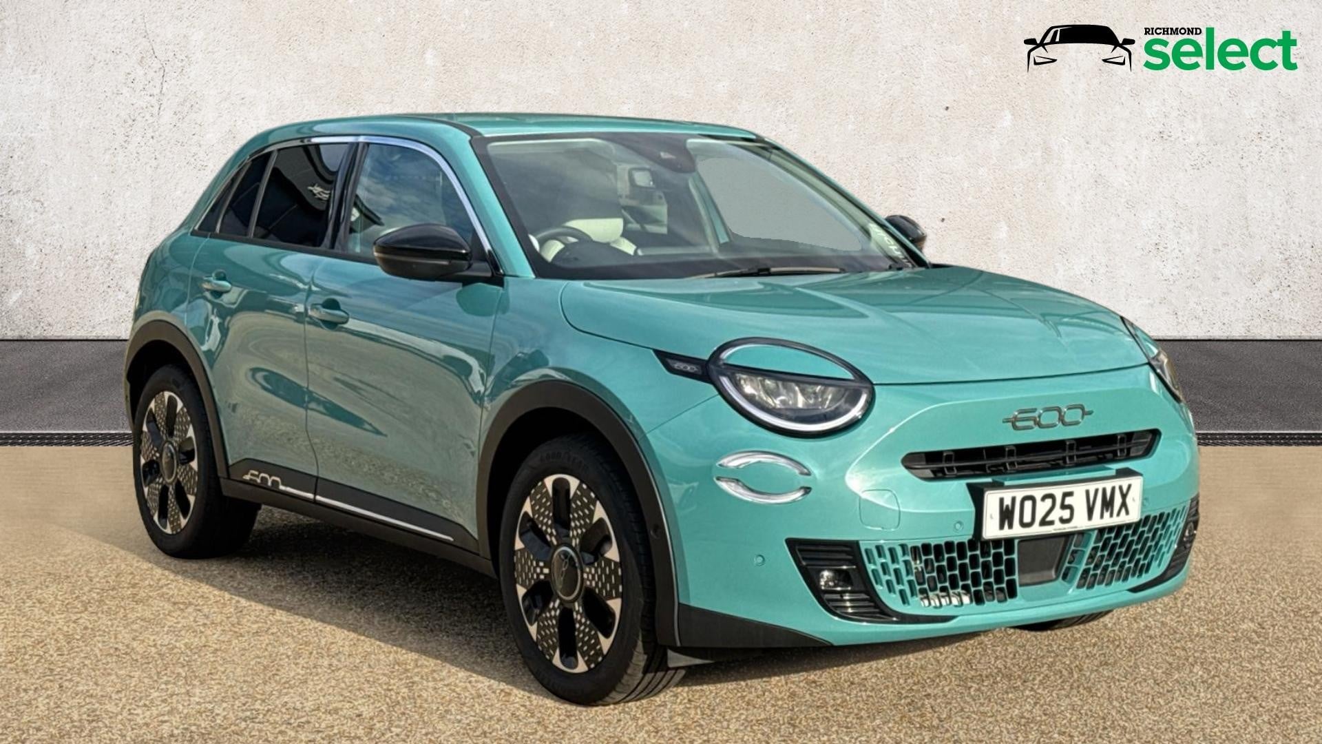 Main listing image - Fiat 600