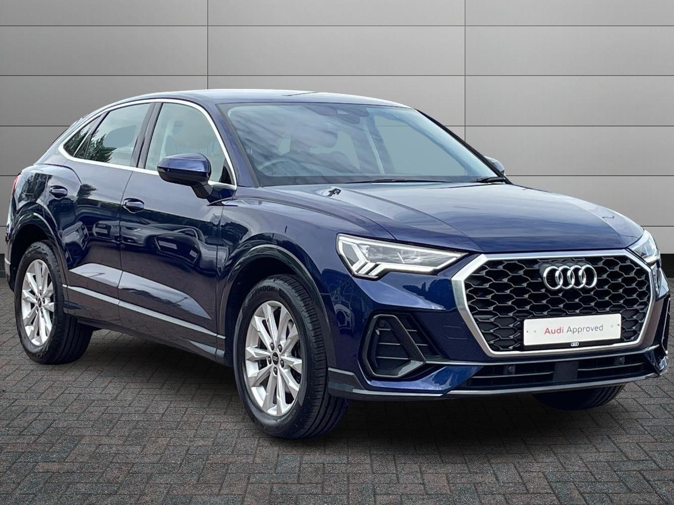 Main listing image - Audi Q3