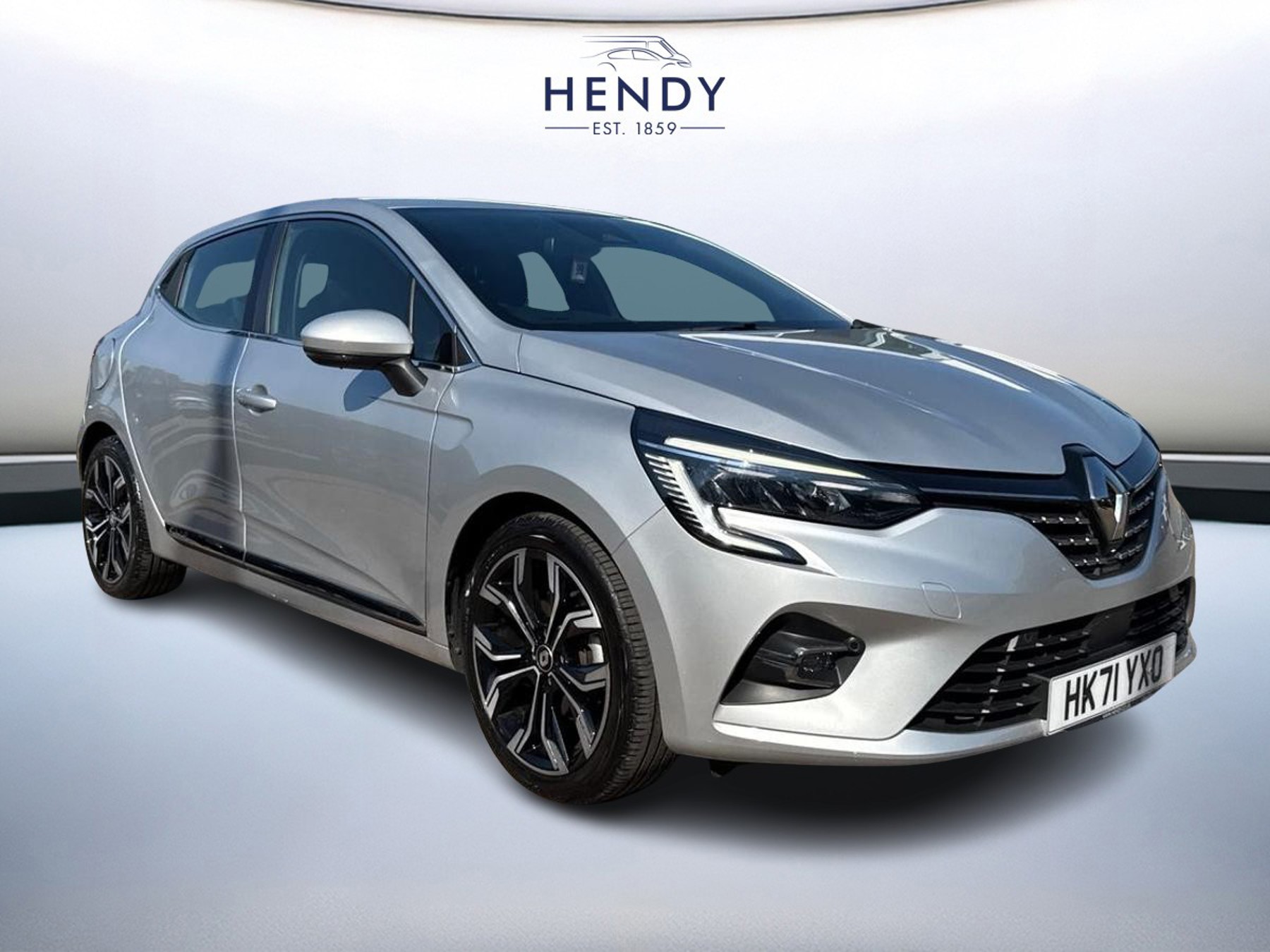 Main listing image - Renault Clio