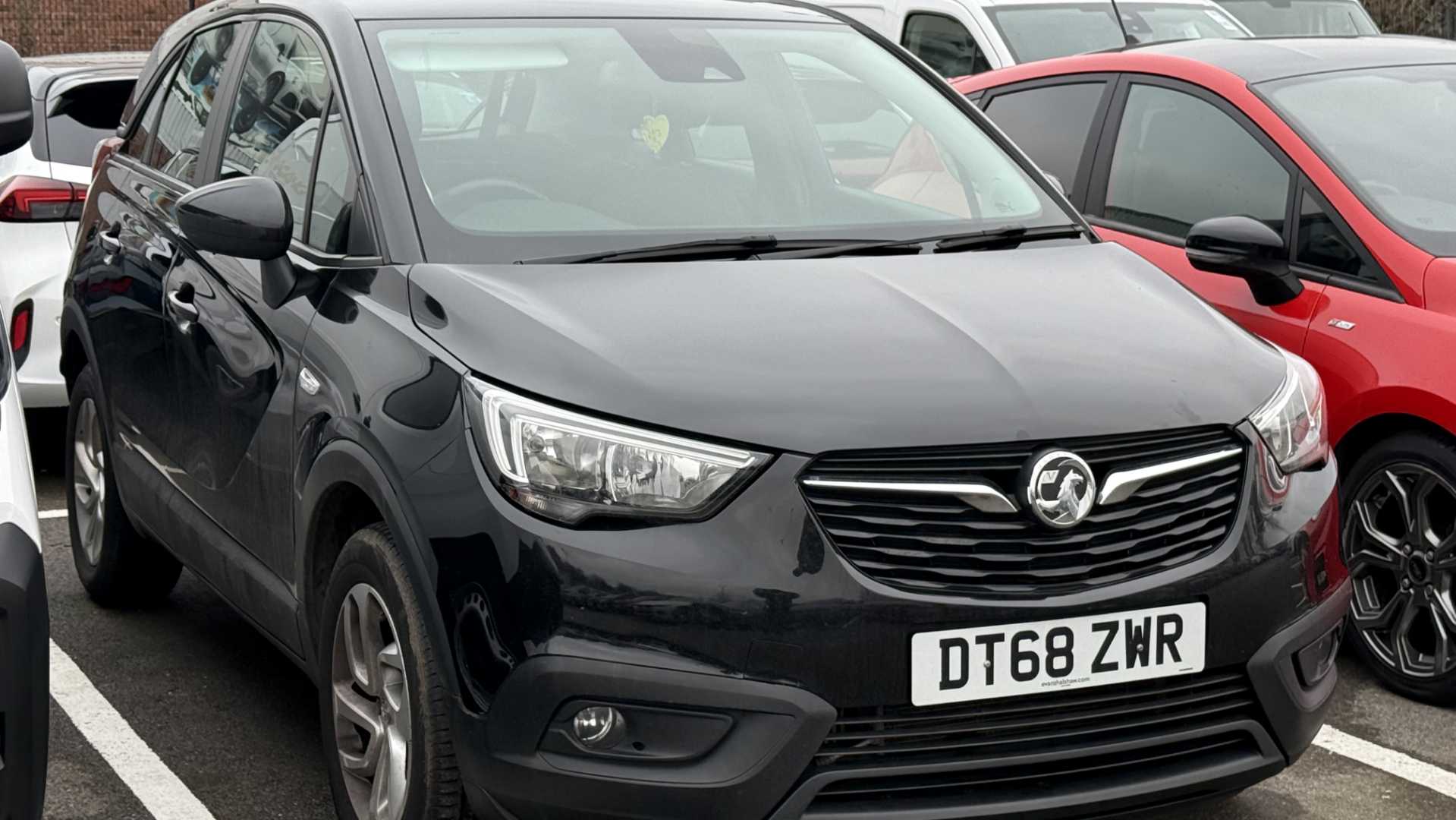 Main listing image - Vauxhall Crossland X