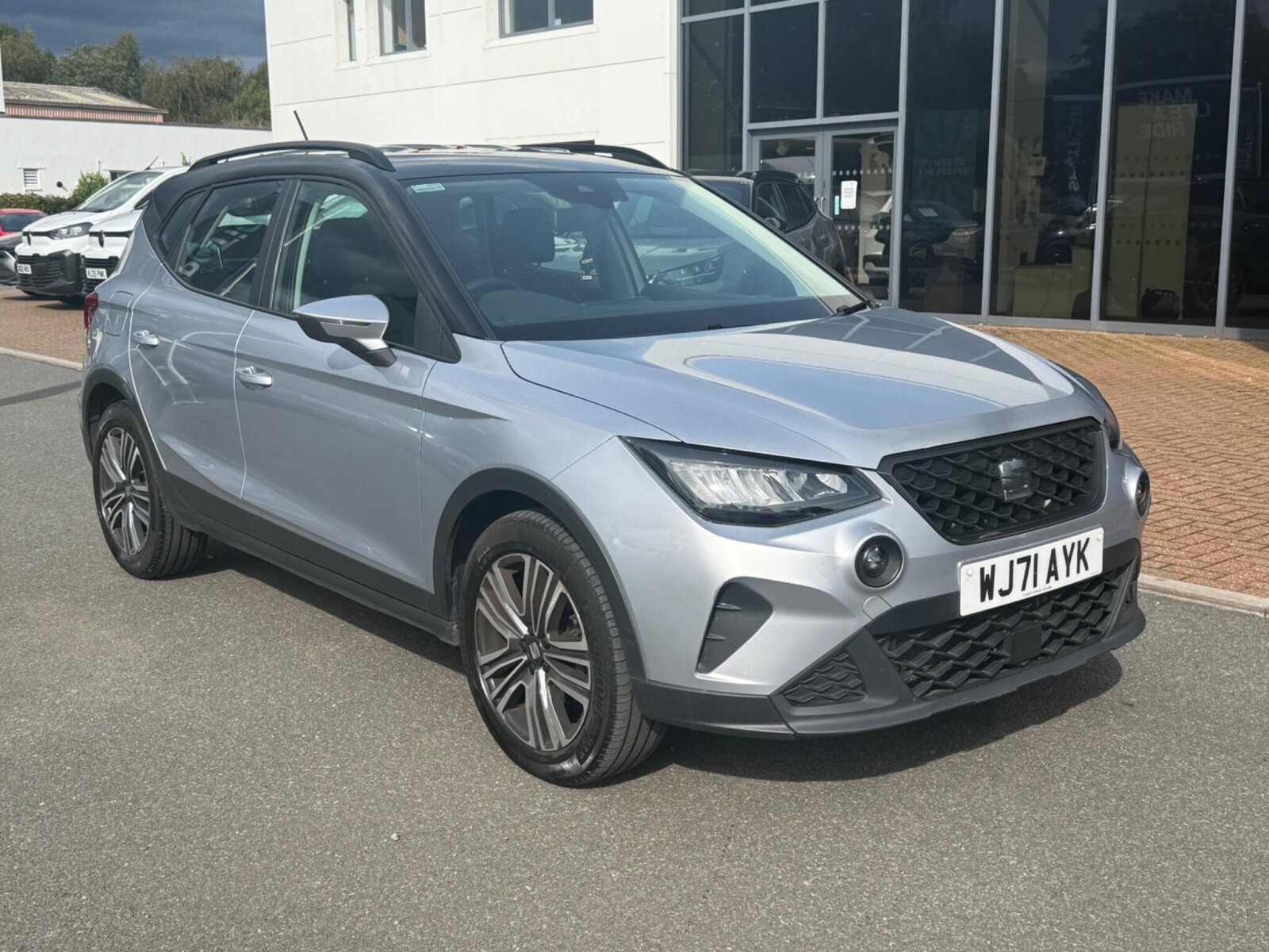 Main listing image - SEAT Arona