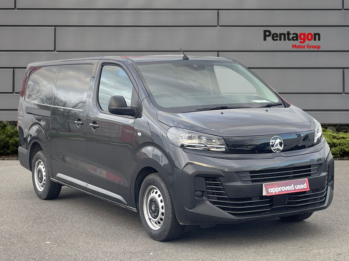 Main listing image - Vauxhall Vivaro