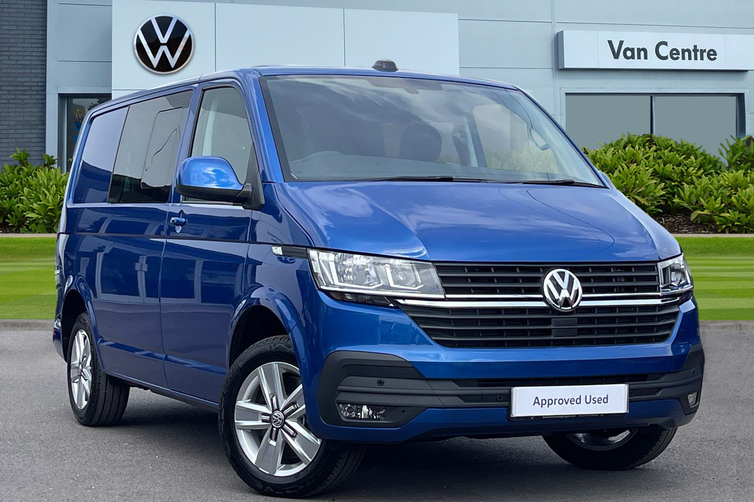 Main listing image - Volkswagen Transporter