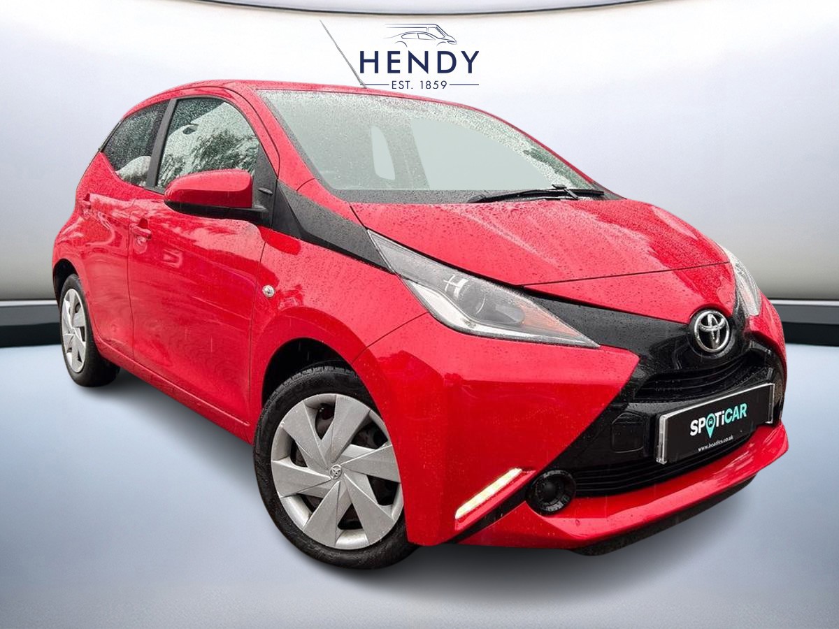 Main listing image - Toyota Aygo
