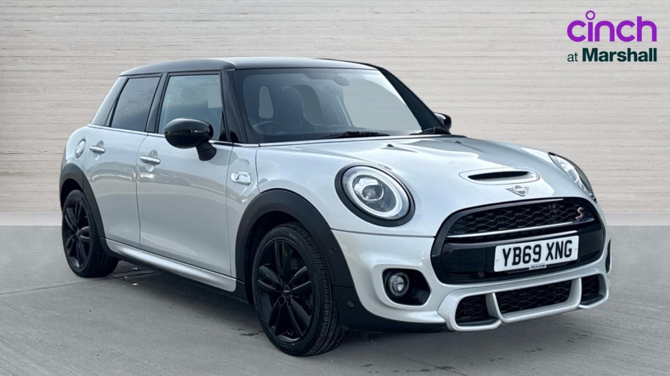 Main listing image - MINI Hatchback 5dr